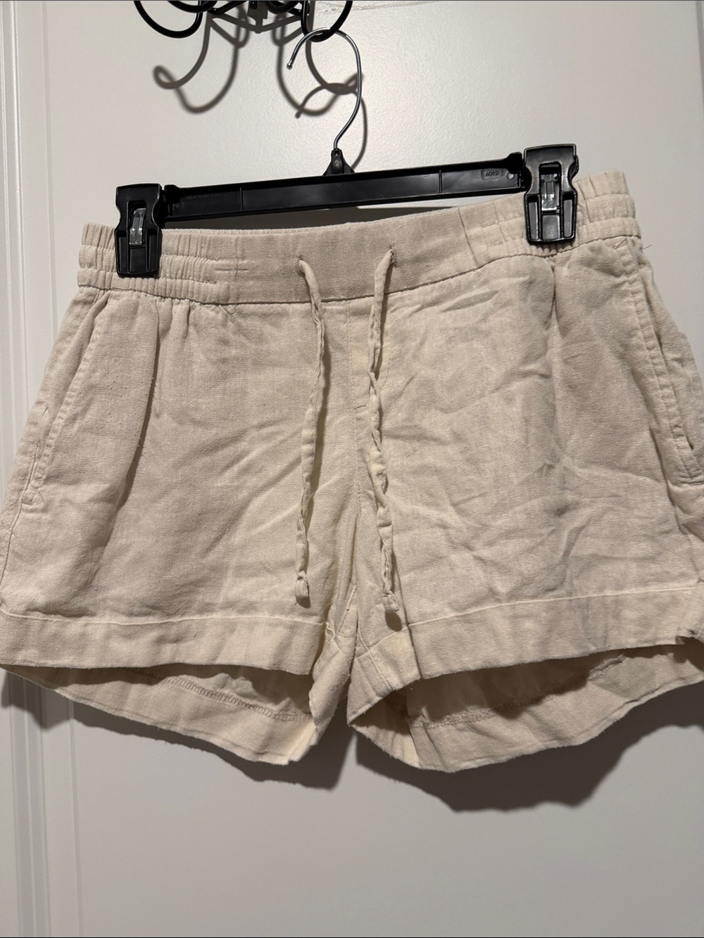 Old Navy Natural Cream Elastic Waist Drawstring Shorts